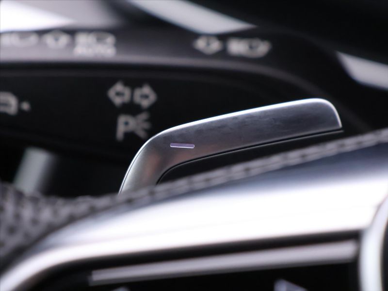 Audi A7 3,0 TDI  Quattro S-Line CZ DPH - fotka 24 z 36