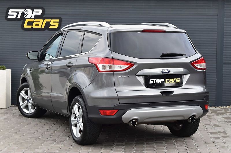 Ford Kuga 2.0 TDCi 103kW 4x4*AUTOMAT* - fotka 6 z 34
