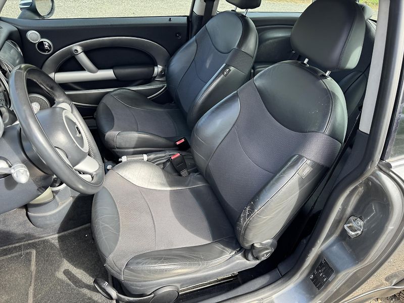 Mini Cooper S 1.6, 120kw, Cooper S - fotka 12 z 28