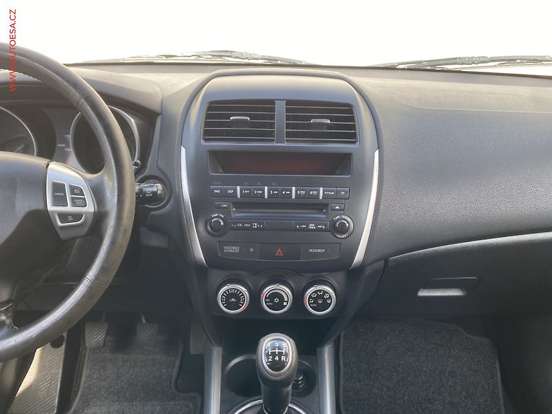 Mitsubishi ASX (2010) 1.6 MiVEC, Invite, TZ - fotka 12 z 15