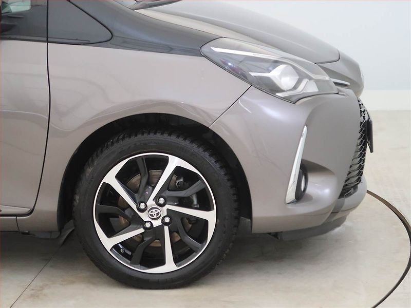 Toyota Yaris (2020) 1.5 Dual VVT-i, ČR,1.maj - fotka 14 z 18
