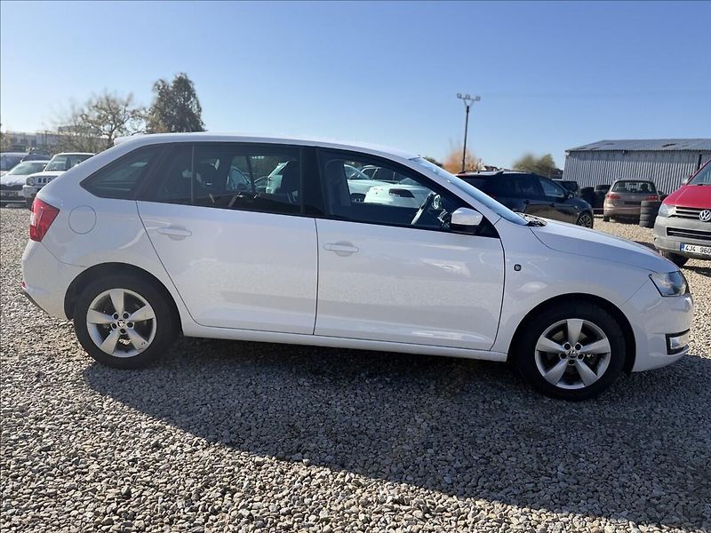 Škoda Rapid 1,2 TSI +SADA ZIMNÍCH KOL - fotka 4 z 26