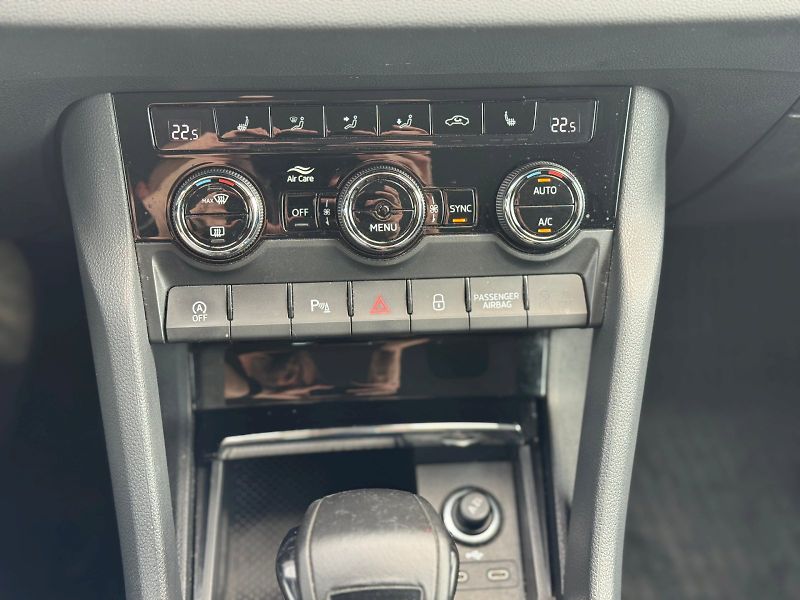 Škoda Karoq (2024) Fresh 1.5 TSI 110 kW DSG - fotka 15 z 25