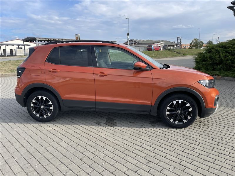 Volkswagen T-Cross 1,0 TSi 70kw Radar Klima odp. - fotka 12 z 13