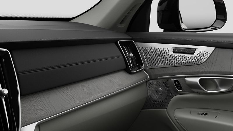Volvo XC90 (2026) B5 AWD AUT DARK ULTRA 7míst - fotka 11 z 11