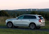 Volvo XC90.