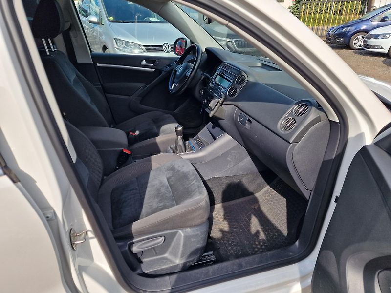 Volkswagen Tiguan 2,0TDI 103KW SPORT&STYLE  TAŽN - fotka 11 z 19