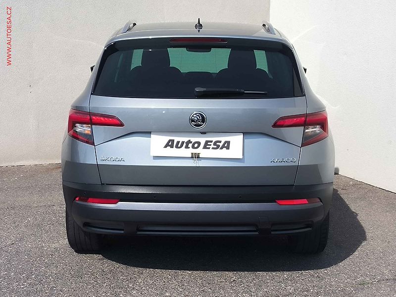 Škoda Karoq (2018) 1.0 TSi, Ambition, LED, navi - fotka 5 z 25