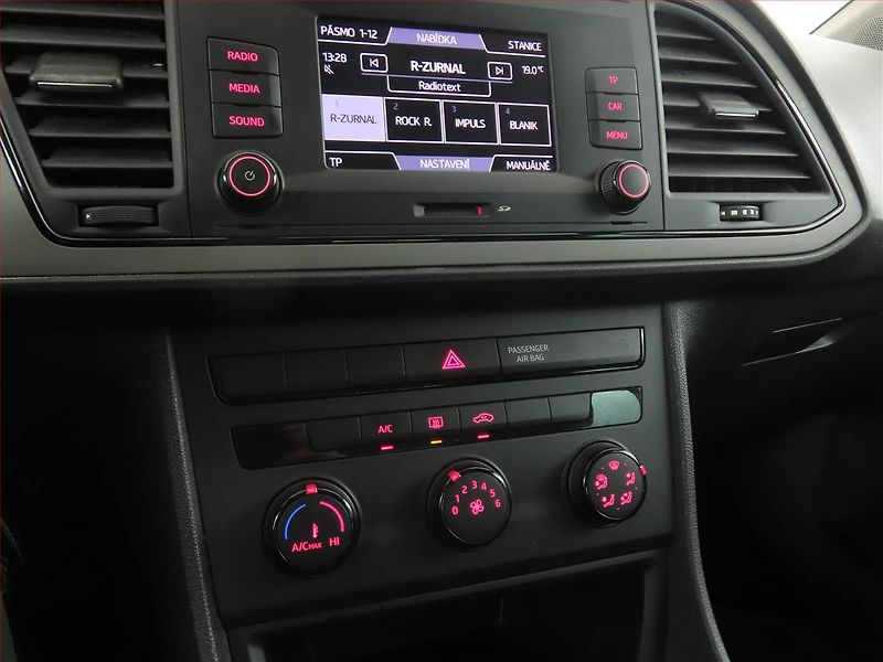 Seat Leon (2013) 1.2 TSI - fotka 12 z 14