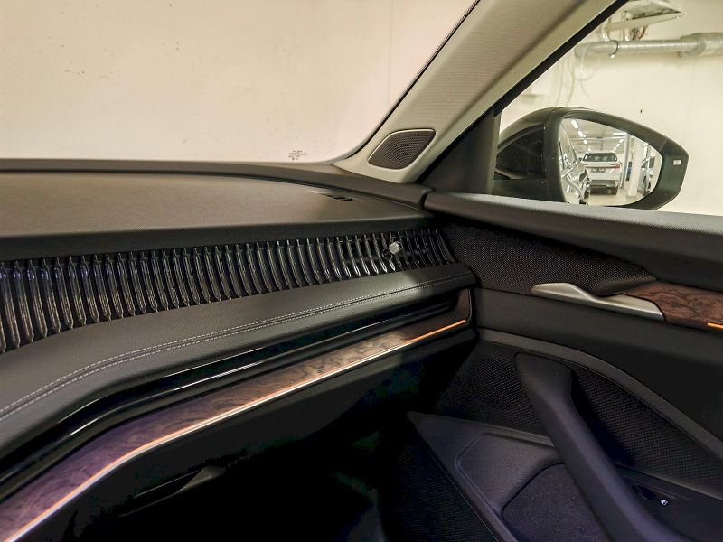 Škoda Superb (2025) iV 1.5 TSI 150 kW DSG L&K - fotka 6 z 32