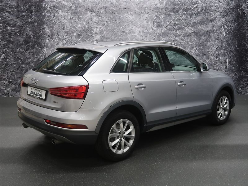 Audi Q3 2,0 TFSi 162 KW S-tronic Quatt - fotka 3 z 29