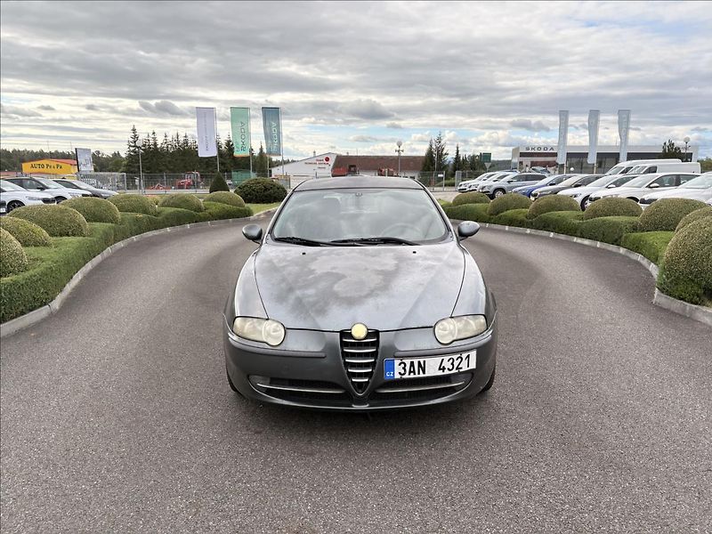 Alfa Romeo 147 1,9 JTD 85kW - fotka 1 z 21