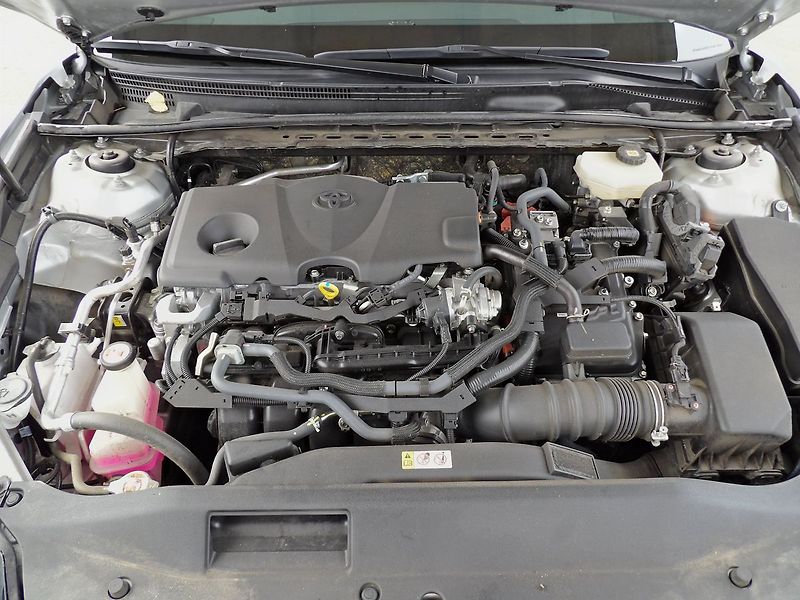 Toyota Camry 2.5 Hybrid Comfort ČR DPH - fotka 22 z 27
