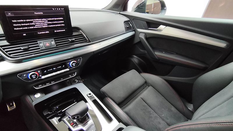 Audi Q5 (2023) Sportback S-line, B&O, Quattro - fotka 63 z 95