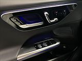 Mercedes-Benz Třídy C 200 4MATIC Avantgarde - náhled 12