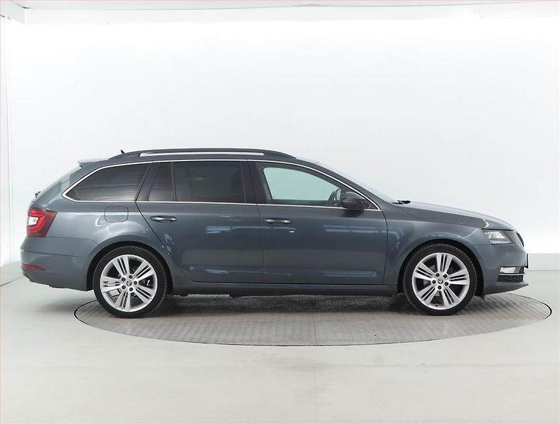 Škoda Octavia (2018) 2.0 TDI, Automat, Kůže, Navi - fotka 6 z 22