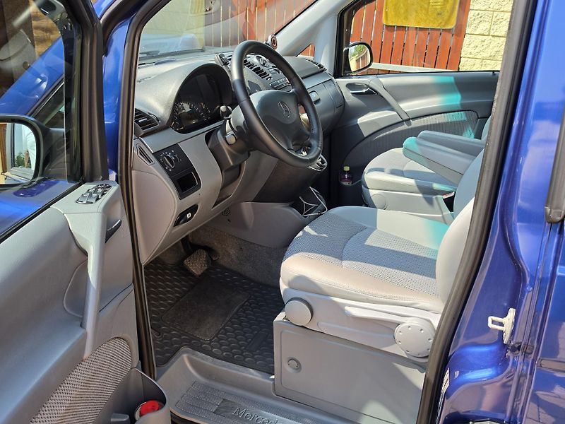 Mercedes-Benz Viano (2006) 2.2CDi 110kW 6-MÍST*PO SERVISU - fotka 10 z 35