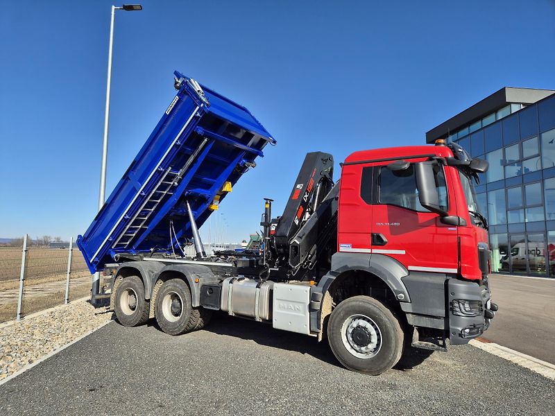 MAN TGS 33.520 6x6 RUKA + SKLOPKA - fotka 7 z 7