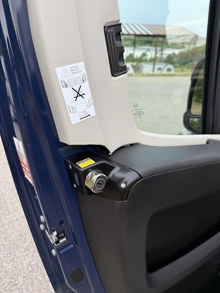 Clever Vans (2020) FlexKids 5 míst,tažné 3t,solar - fotka 31 z 32