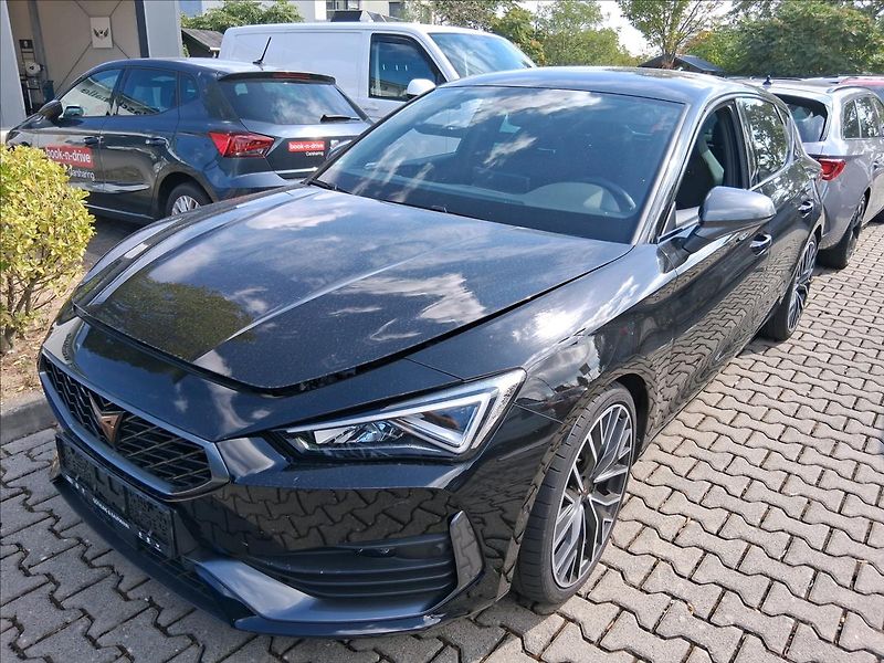 Cupra Leon 2,0 TSI 221 KW - fotka 4 z 11