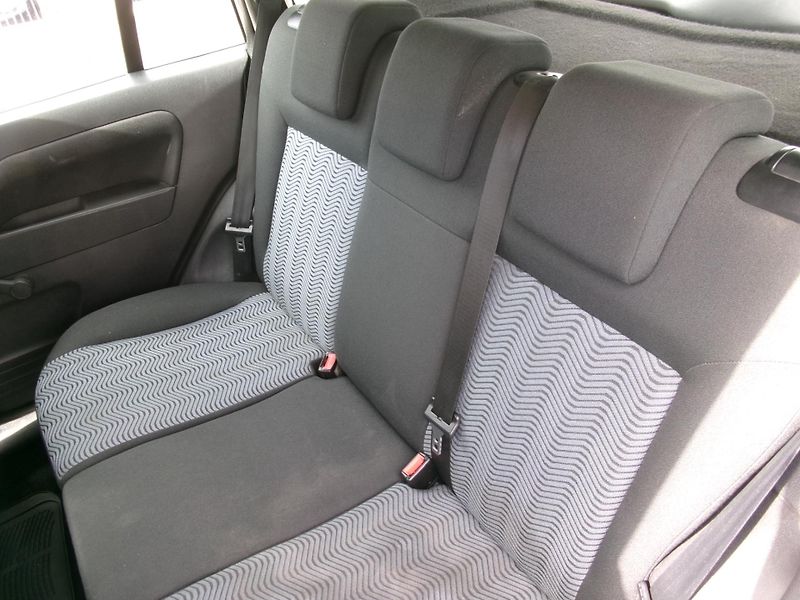 Ford Fusion (2009) 1,4 16V KLIMA ČR TAŽNÉ - fotka 12 z 26