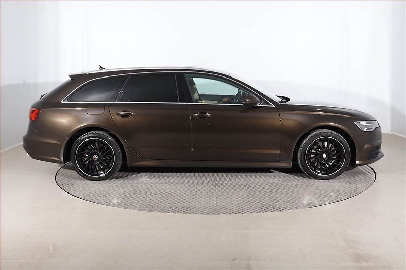 Audi A6 (2017) 3.0 TDI, 4X4, Automat - fotka 6 z 29