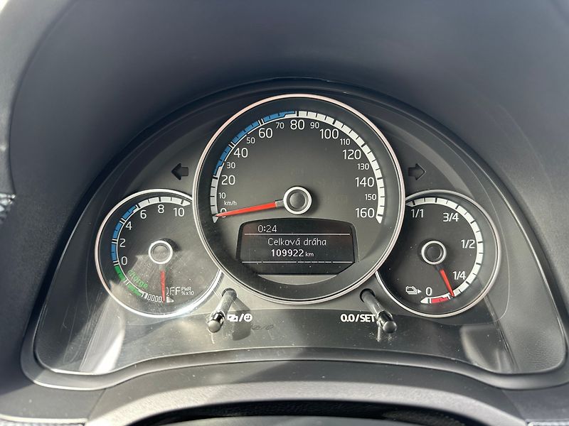 Volkswagen e-up! (2020) 60Kw - fotka 18 z 24
