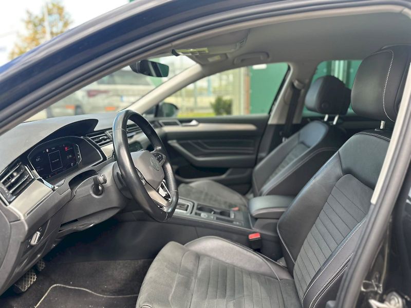 Volkswagen Passat (2023) VARIANT ELEGANCE 2.0TDI 110KW - fotka 6 z 23