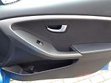 Hyundai i30 1.6i GDI Weekend - náhled 23