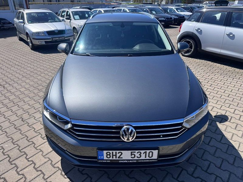 Volkswagen Passat (2015) B8 DSG 2,0 110KW ROZV. BEZ ADB - fotka 8 z 50