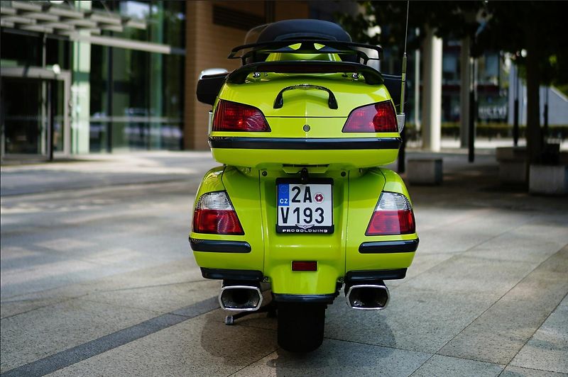 Honda GL 1800 Gold Wing Mamba Green - fotka 10 z 47