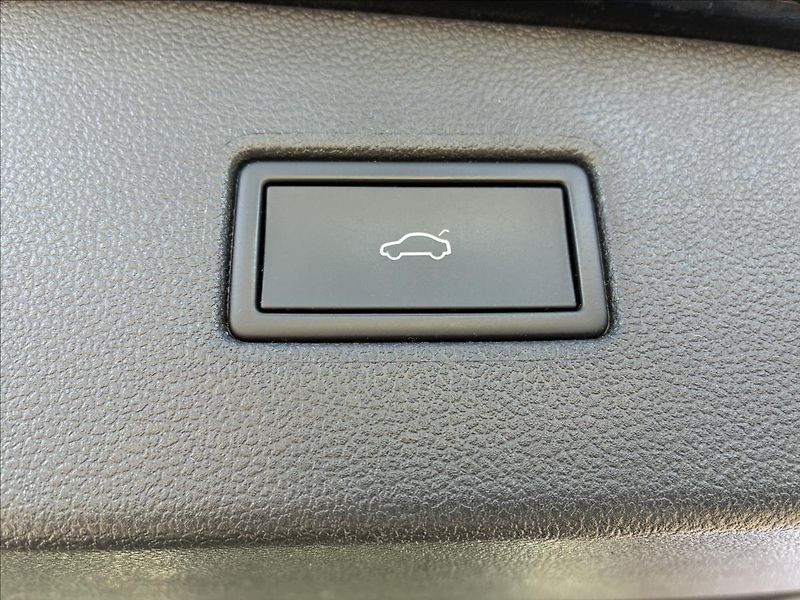 Volkswagen Tiguan 2,0 ALLSPACE,KAMERA 360,TAŽNÉ - fotka 13 z 34