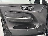 Volvo XC60 B5 AWD CORE CZ AUT 1.MAJ - náhled 18