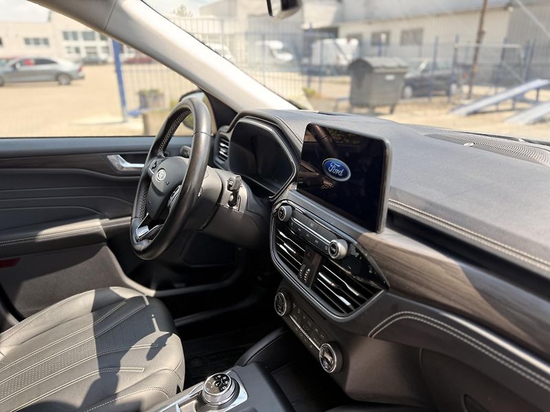 Ford Kuga (2022) 2.5 HEV,4x4,VIGNALE,CZ! - fotka 8 z 24