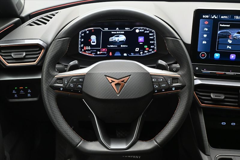 Cupra Leon 2,0 TDI 110 kW DSG Sportstoure - fotka 18 z 33