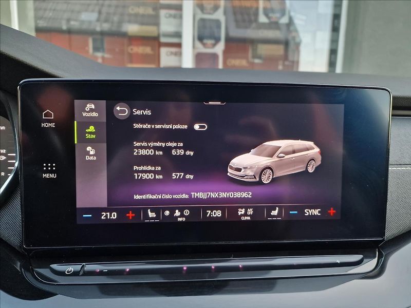 Škoda Octavia 2.0TDI 110kW DSG Style, 1.Maj. - fotka 30 z 50