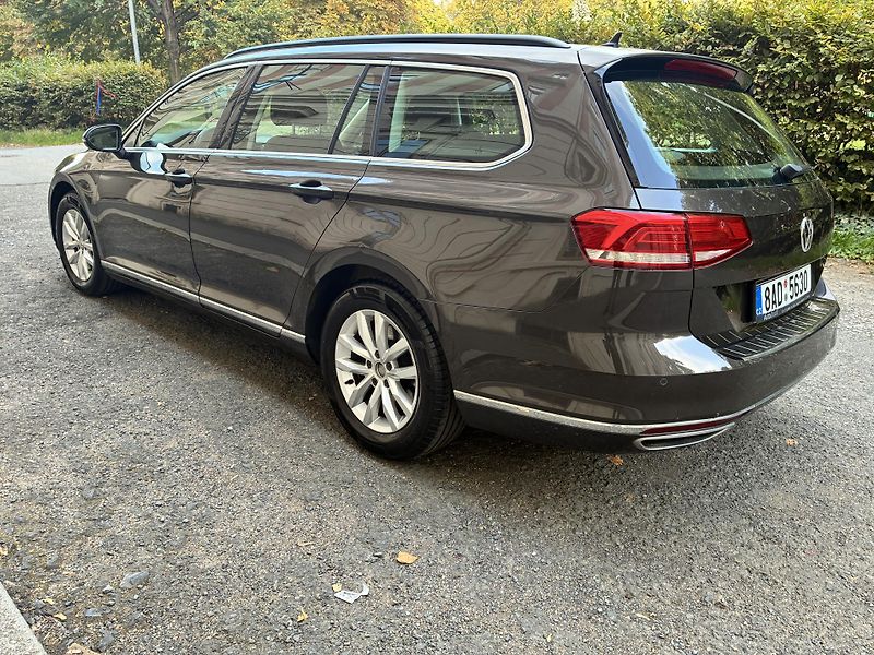 Volkswagen Passat (2016) - fotka 12 z 16