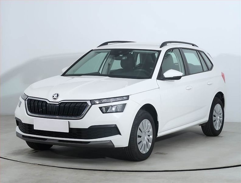 Škoda Kamiq (2023) Ambition 1.0 TSI, Serv.kniha - fotka 2 z 16