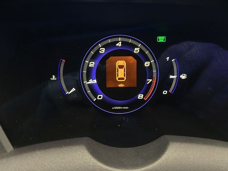Honda Civic 1.8 I- VTEC Sport - fotka 10 z 22