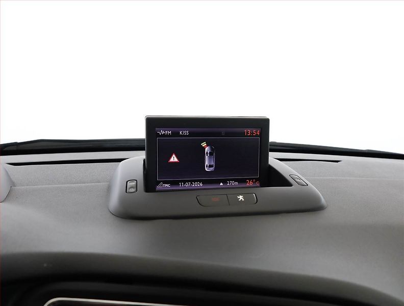 Peugeot 5008 (2011) 2.0 HDI, Navi, Xenony - fotka 13 z 16