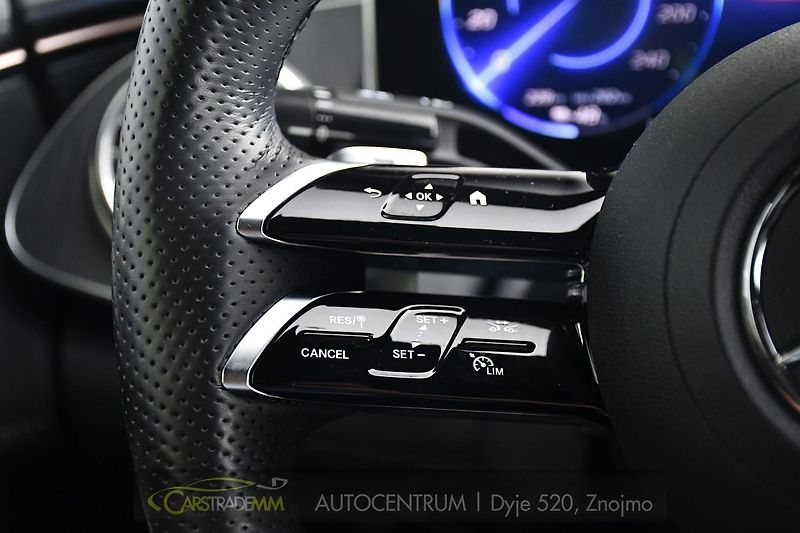 Mercedes-Benz EQE 350 4MATIC AMG  - fotka 29 z 54