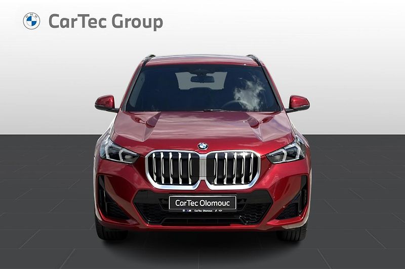 BMW X1 xDrive20d - fotka 2 z 8