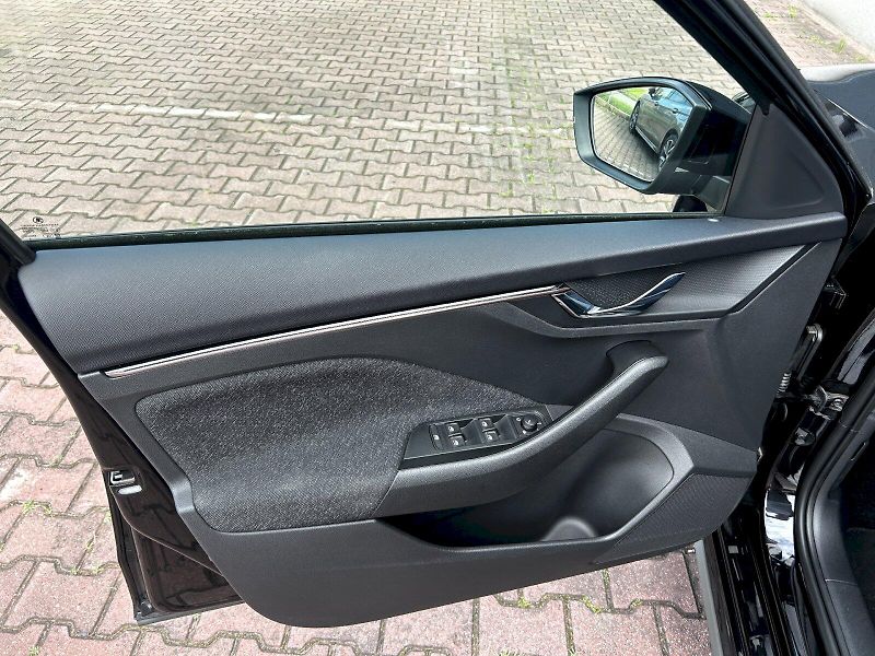Škoda Kamiq (2025) 1.5 TSI 110kW MP6 Top Selectio - fotka 24 z 35