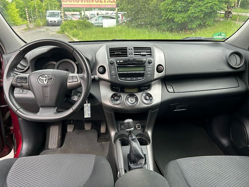 Toyota RAV4 4x4 Facelit servisní historie - fotka 27 z 45