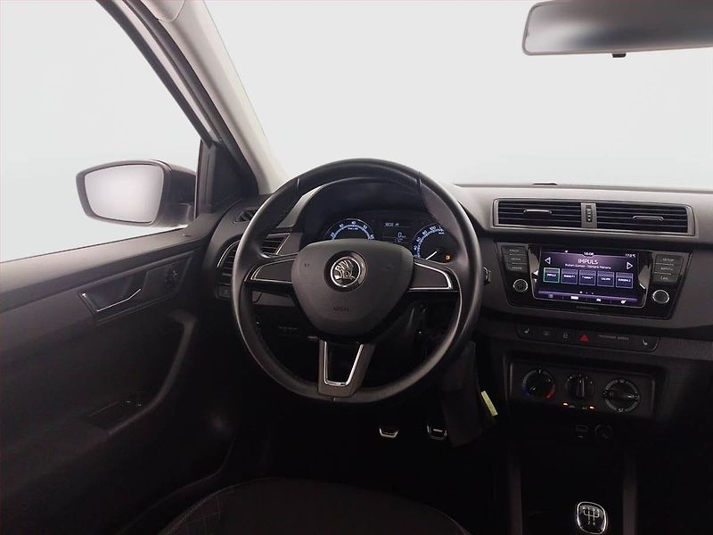 Škoda Fabia (2020) Ambition 1.0 TSI, Serv.kniha - fotka 7 z 20
