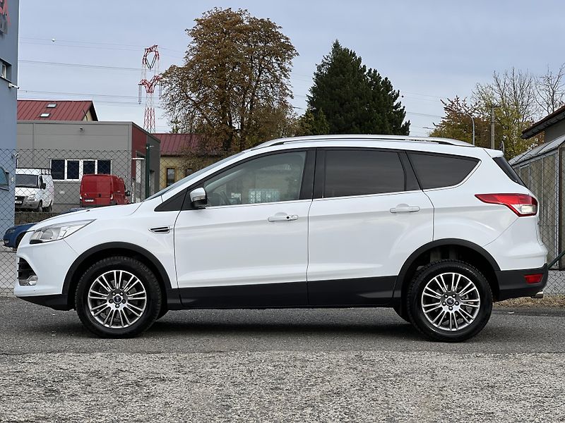 Ford Kuga 2.0TDCi 4x4 AUTOMAT TITANIUM  - fotka 4 z 44