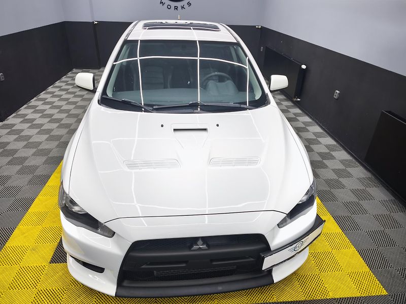 Mitsubishi Lancer (2011) EVO X - fotka 9 z 34
