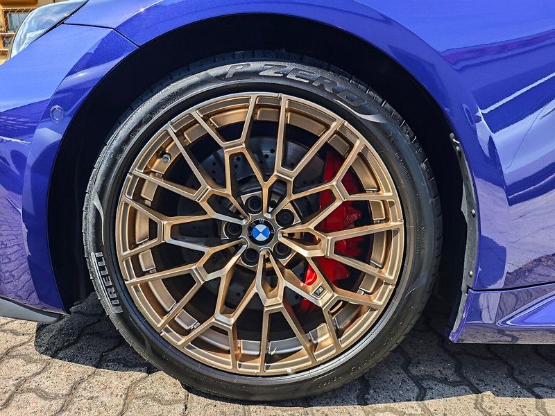 BMW M2 CS Coupe 390kW Velvet Blue - fotka 48 z 50