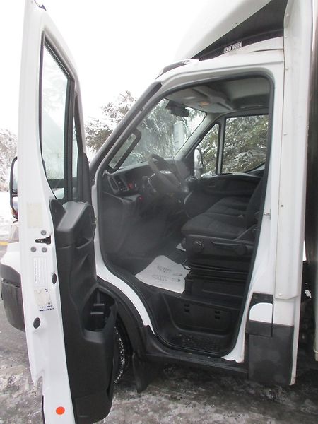 Iveco 35S18 3,0L 10 palet čelo - fotka 20 z 37