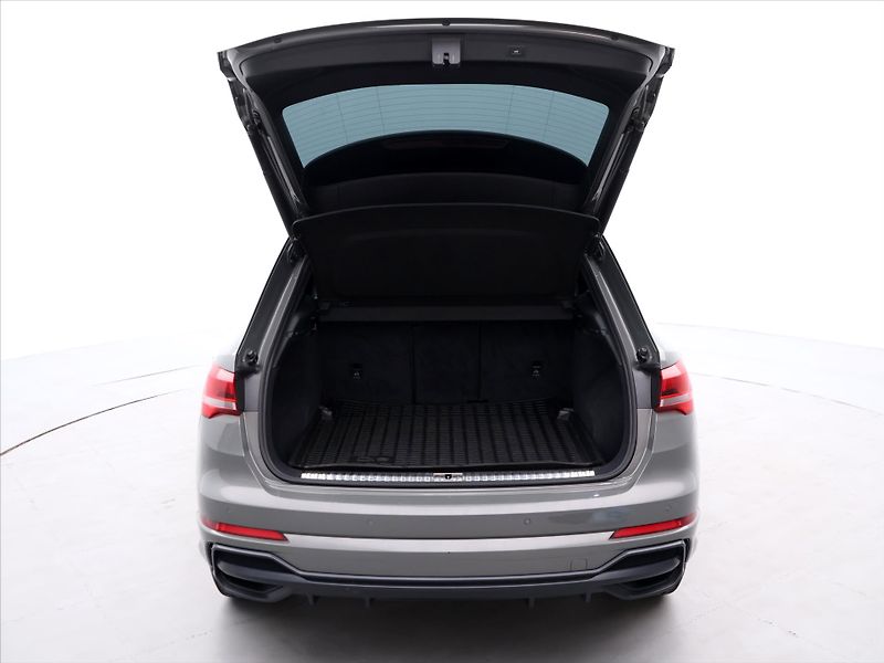Audi Q3 2,0 35TDI  S-tronic CZ S-line - fotka 9 z 39